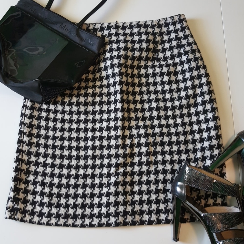 Vintage houndstooth skirt